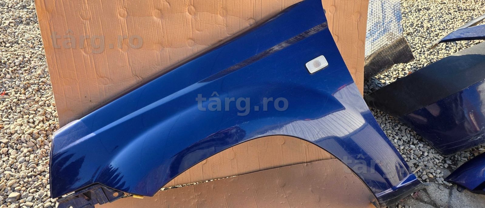 Aripa stanga fata Nissan X-Trail T30 2004 / 2005 / 2006 2007