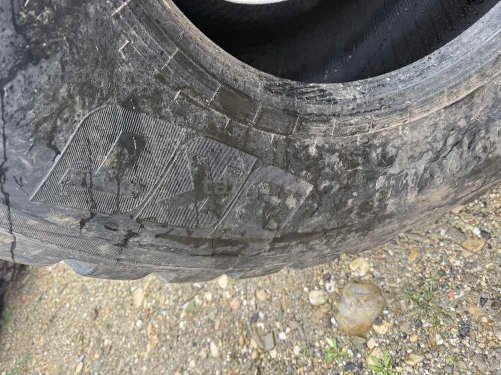 560/60r22,5 bkt remorca 3