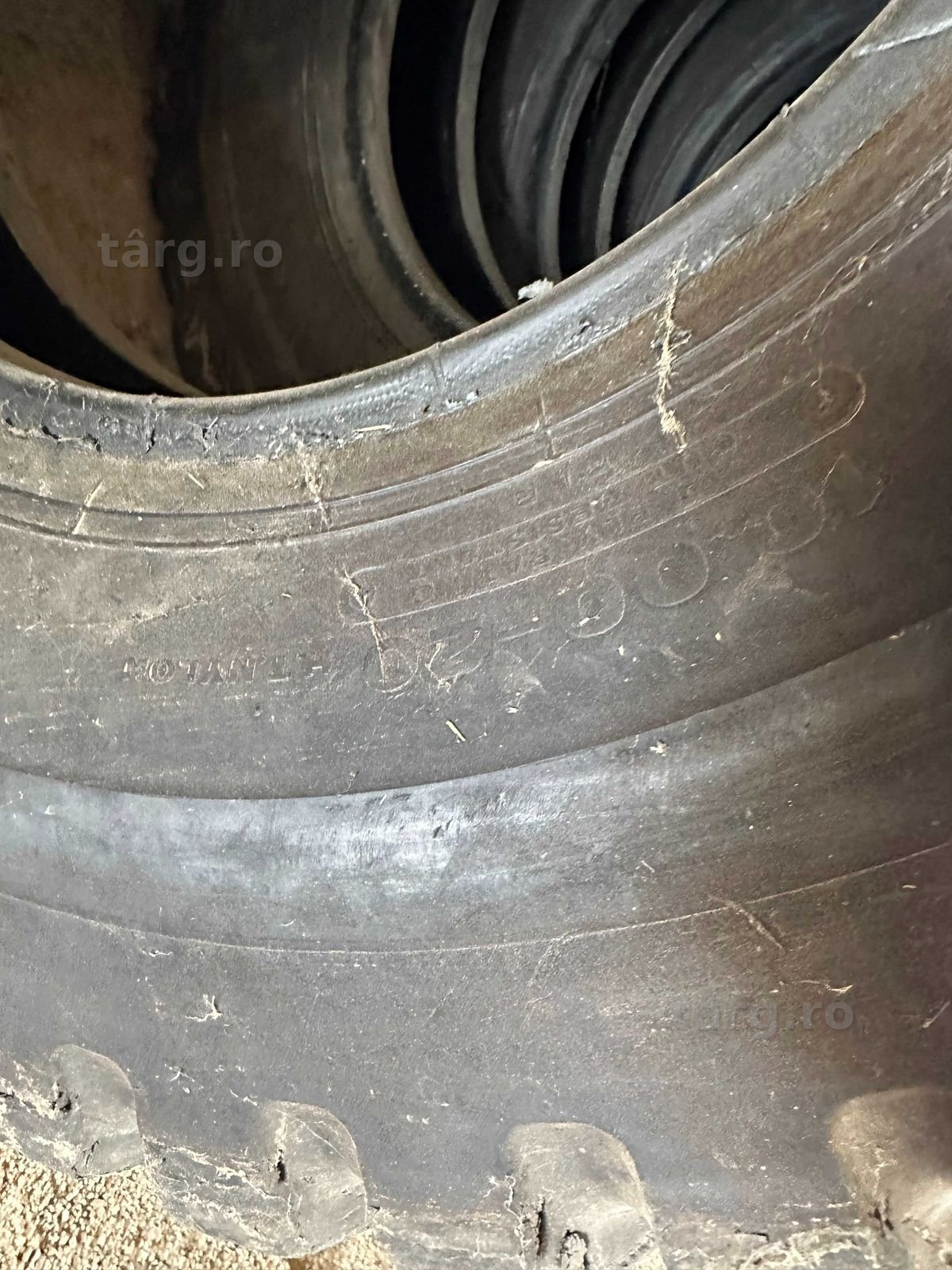 Cauciucuri de remorca 1000 r20 3