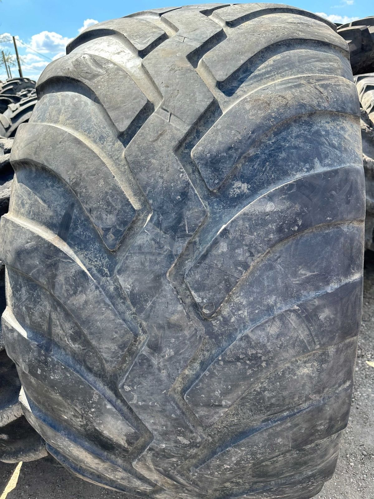 Anvelope sh 750/60 R30,5 4