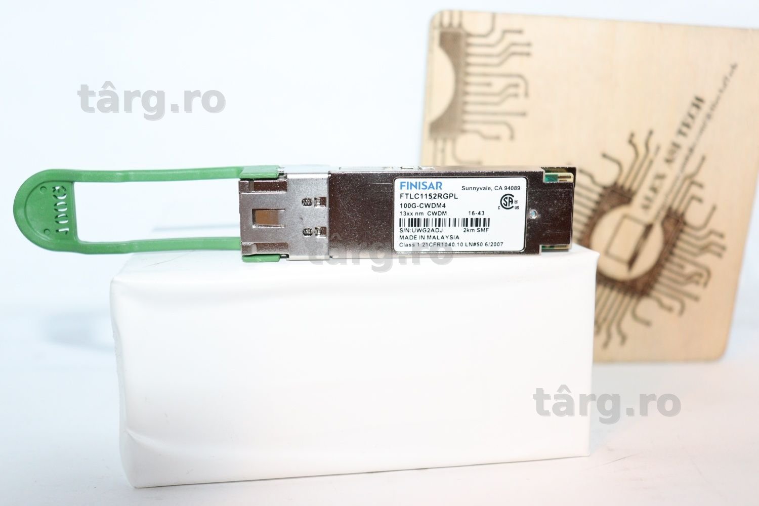 Transceiver QSFP28 FINISAR 100G CWDM4 SMF 1300nm 2Km FTLC1152RGPL