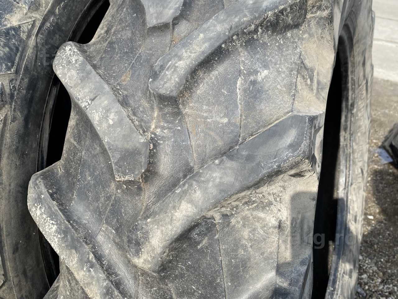 Cauciuc 420.70 R30 Pirelli