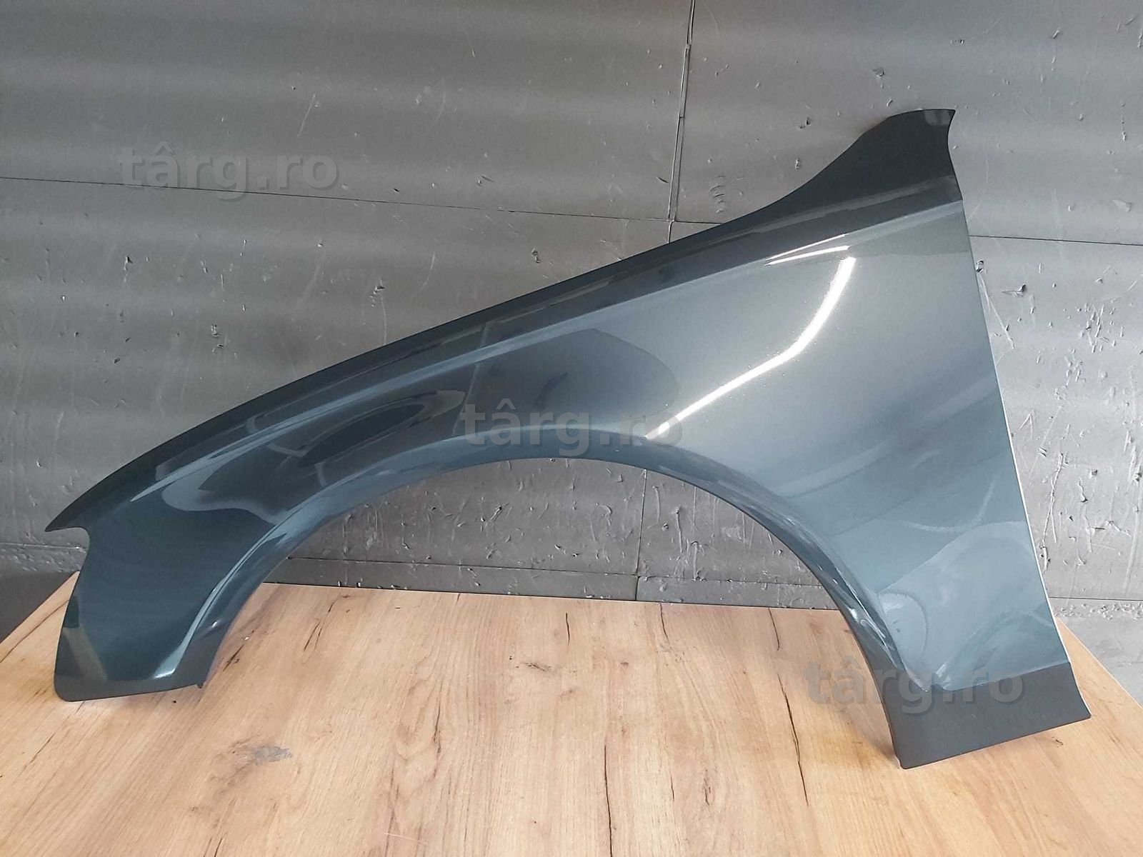 Aripa Fata Stanga Audi A4 B8 An 2007-2011 (LZ7H (Albastru))