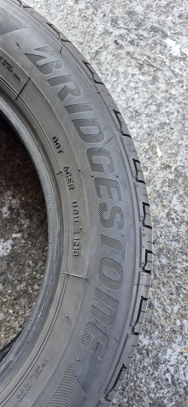 4 anvelope M+S Bridgestone 215/60/17.Pretul este pe bucata. 4