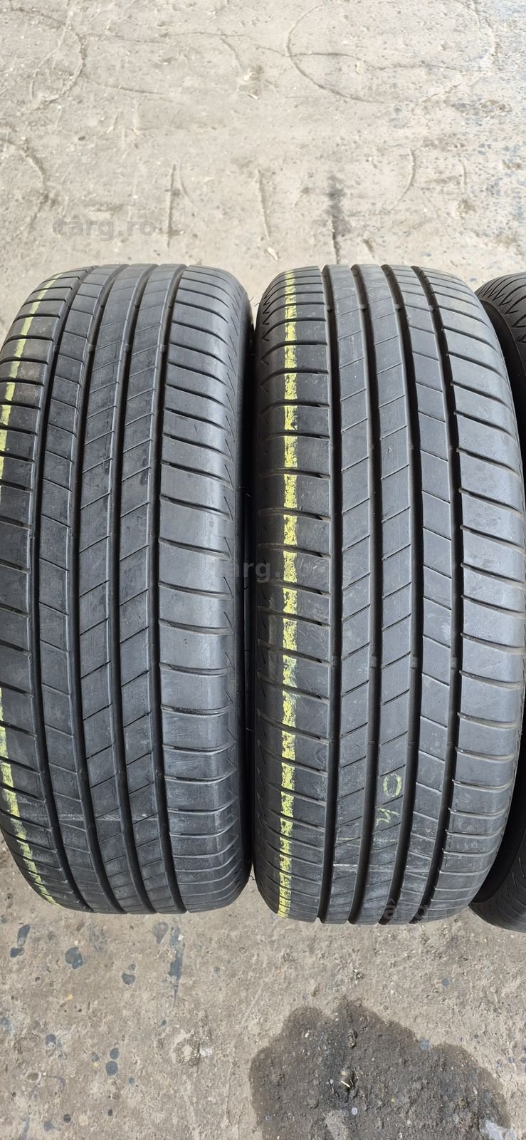 4 anvelope vara ca noi Bridgestone 225/60/18.Pretul este pe bucata. 2