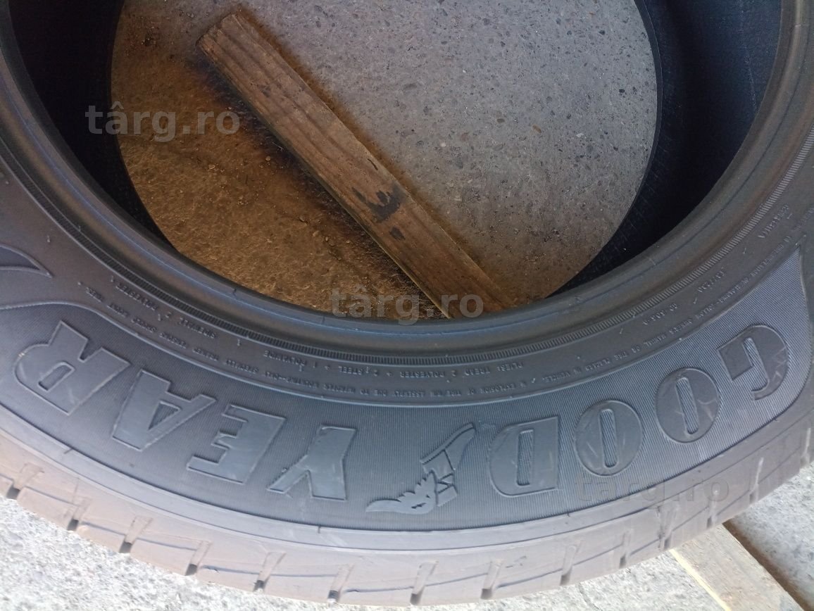 2 anvelope AllSeason ca noi Goodyear 235/65 R18 dot 4421 7