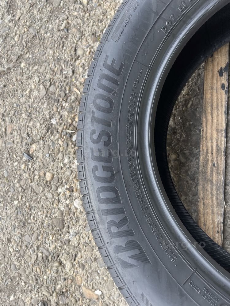 4 anvelope de vara Noi 225/60/18 Bridgestone 5