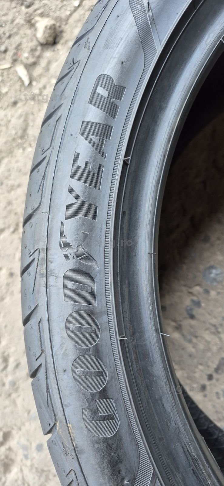 4 anvelope vara RFT Goodyear,fata 245/40/19,spate 275/35/19.Pret/buc. 4