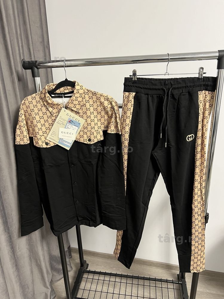 Compleu GUCCI super calitate