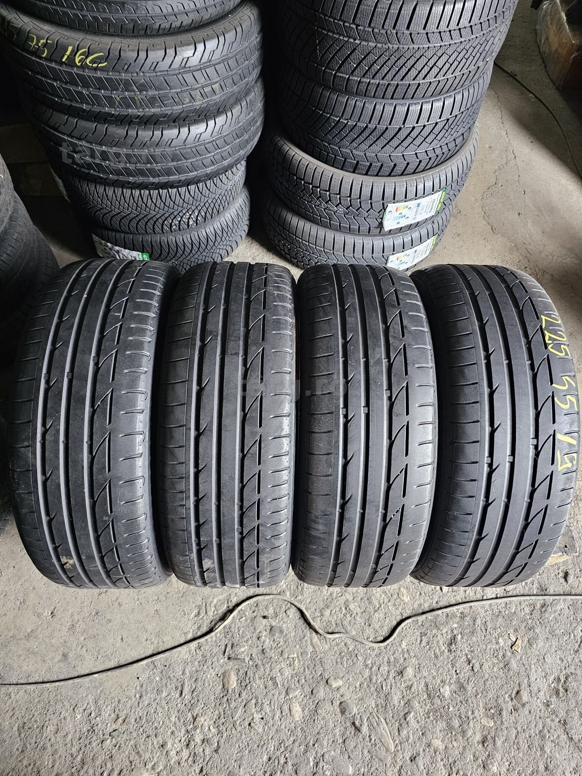 4 anvelope vara 225 45 19 Bridgestone  Runflat