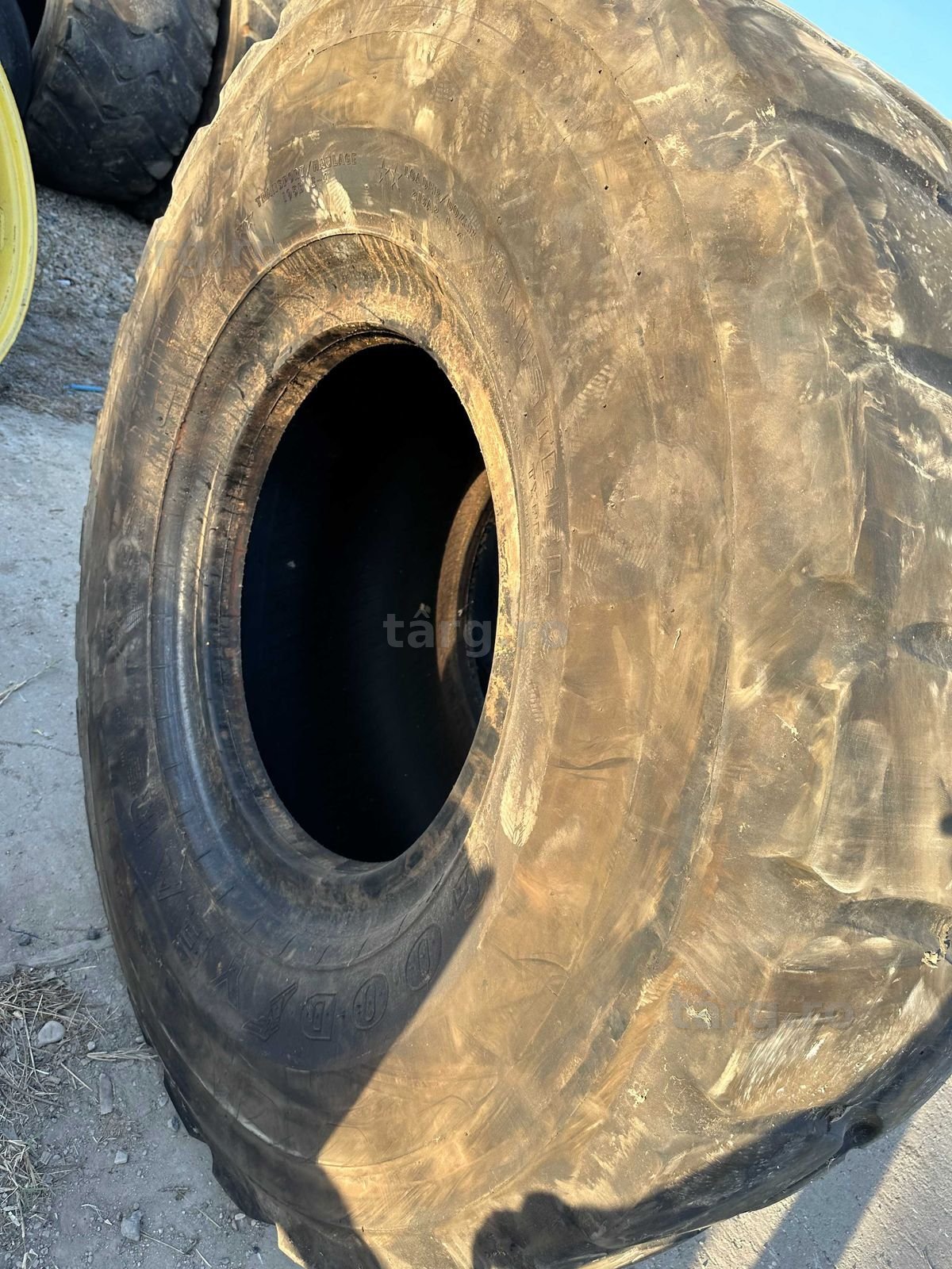 Anvelope sh 775/65 R29 Goodyear 4