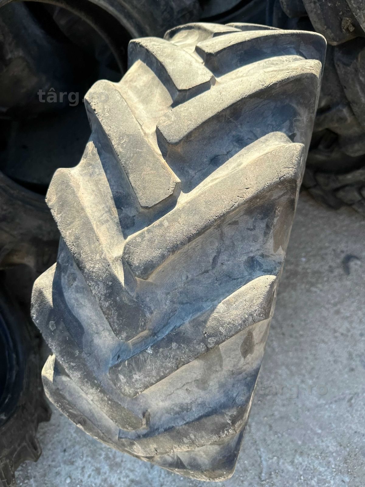 Cauciuc 275.70 R16