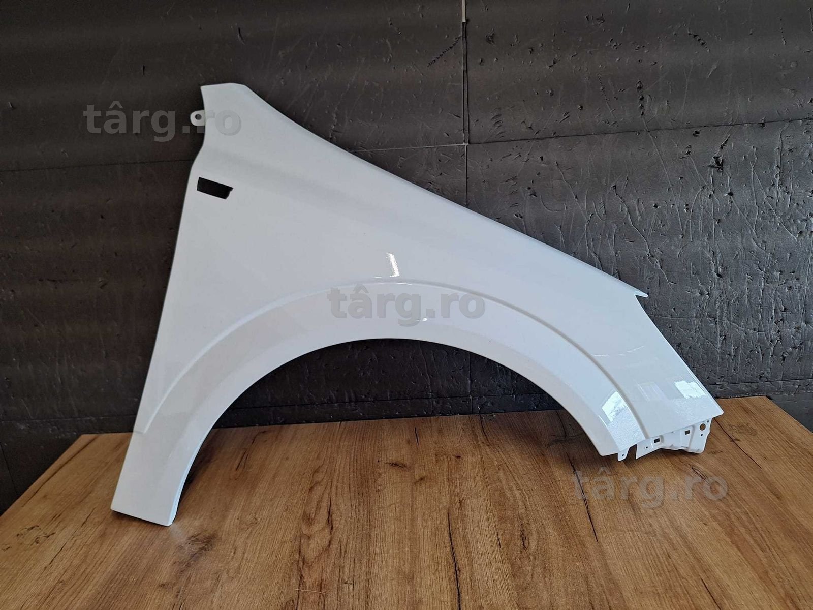 Aripa Fata Dreapta Opel Astra H 2004-2009 (Z474 (Alb))