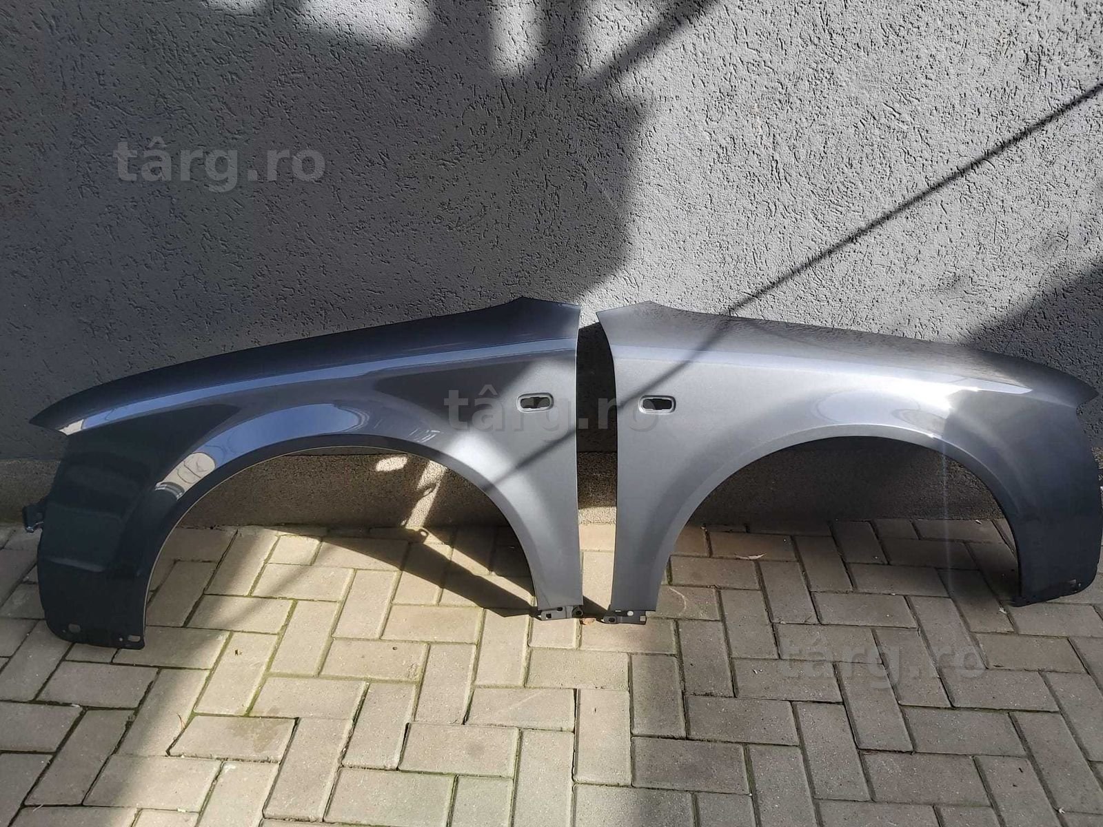 Aripa Fata Dreapta&Stanga Audi A4 B6 An 00-04 Vopsita Gri Inchis LX7Z