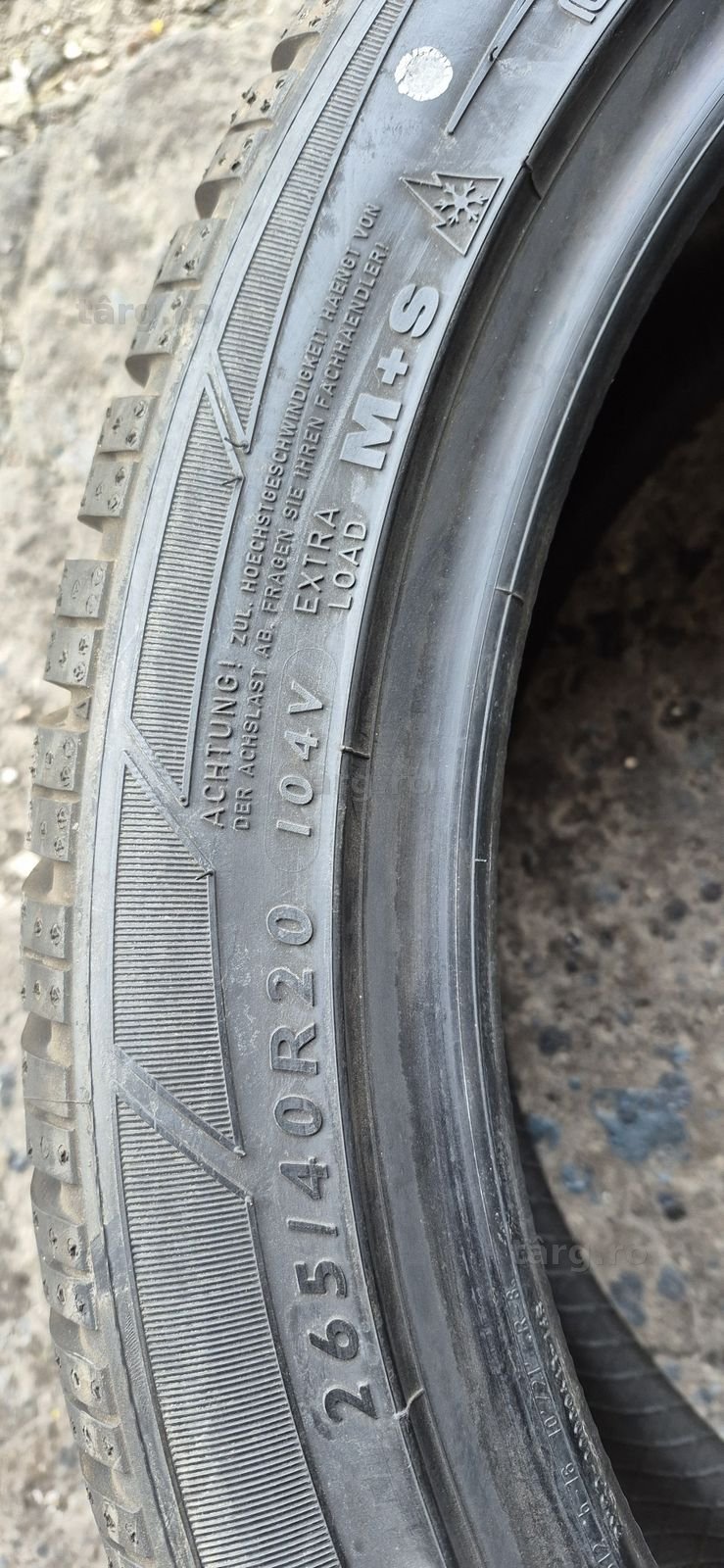 4 anvelope iarna noi Dunlop 265/40/20.Pretul este pe bucata. 7
