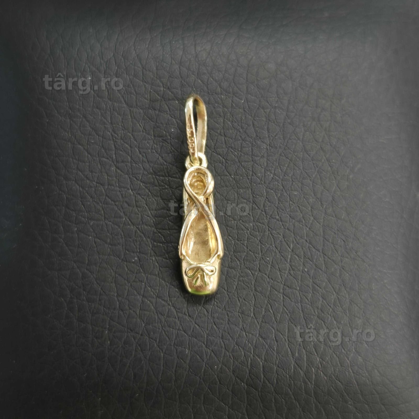 Medalion Aur 14K - 2.26 grame / 1130 lei ( B33349.2/Ag28 Doi Baieti )
