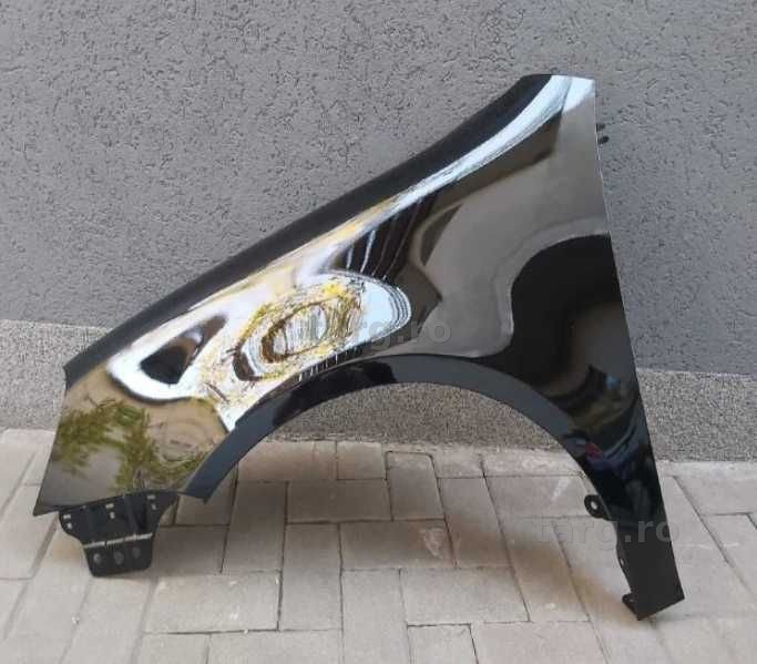 Aripa Fata Stanga Golf 5/V 2004-2008 HatchBack Vopsita Negru