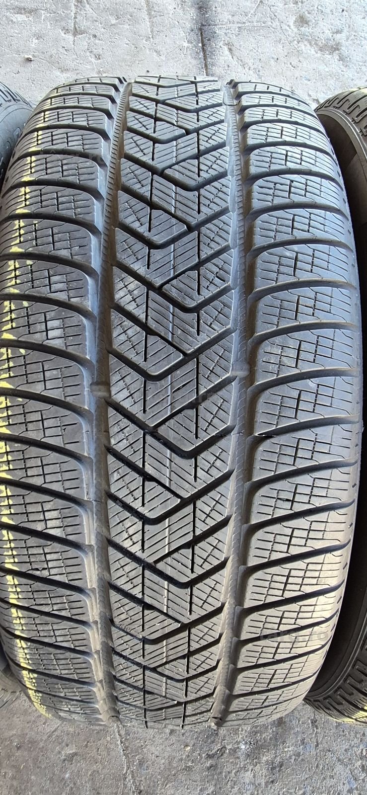 4 anvelope iarna Pirelli 255/50/19,dot 2022.Pretul este pe bucata. 3