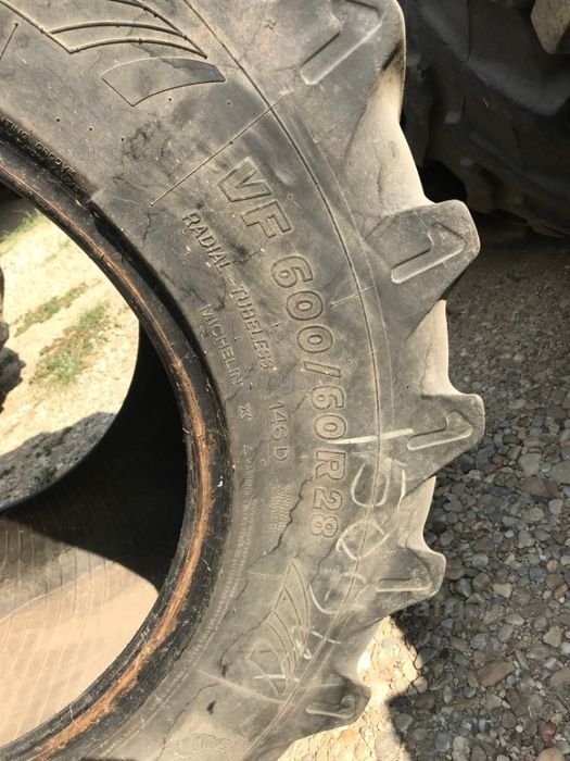 600/60r28 michelin 2
