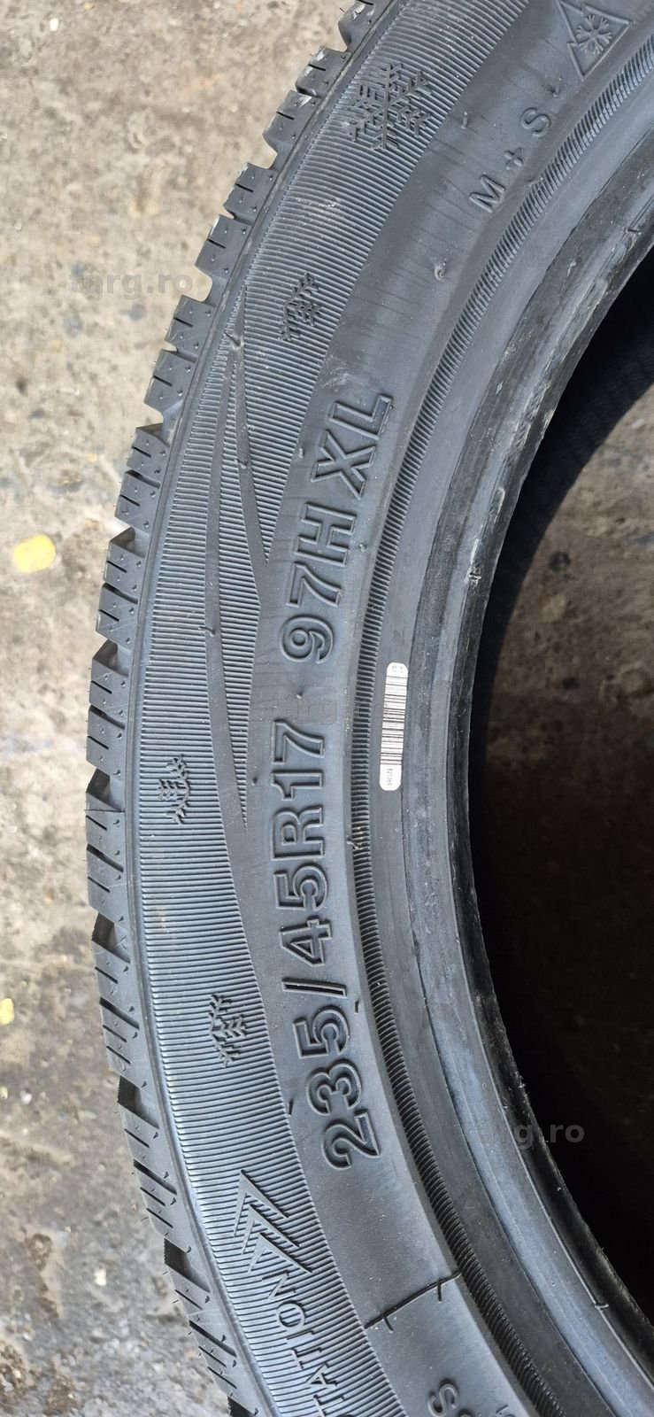 4 anvelope iarna noi Rockblade 235/45/17,dot 2025.Pretul este pe buc. 6