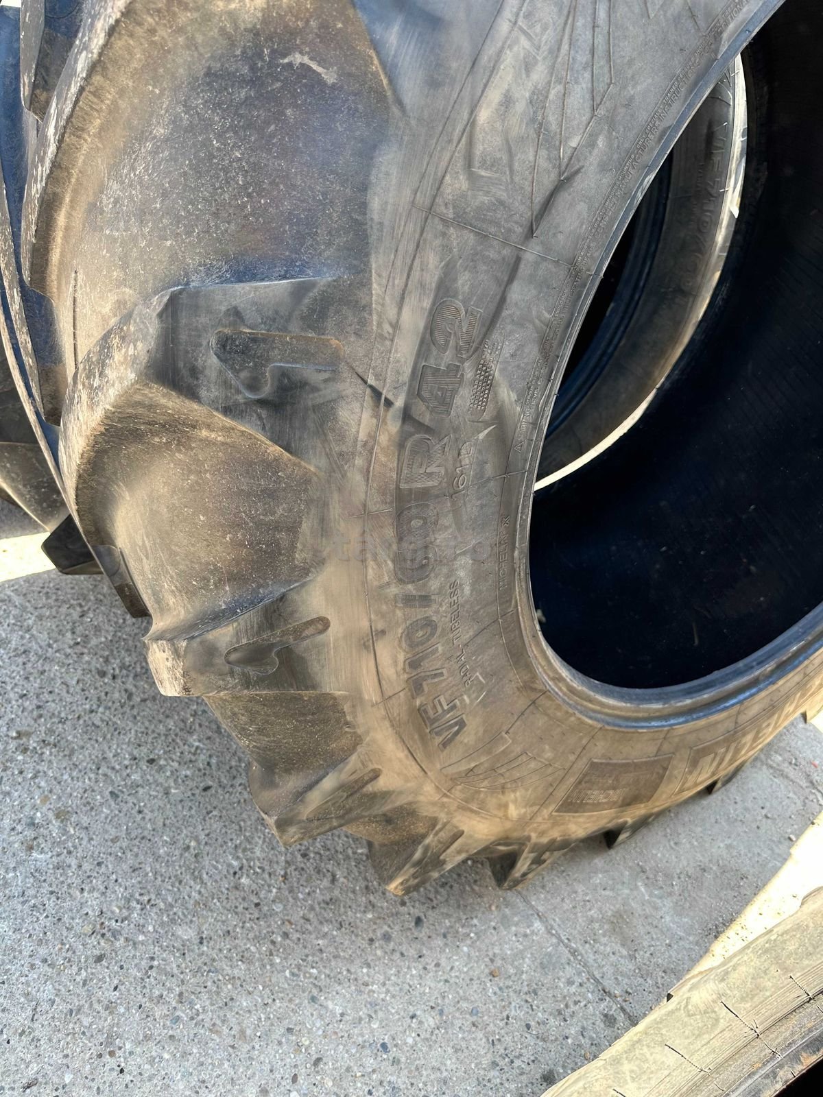 Anvelope sh 710.60 R42 michelin 3