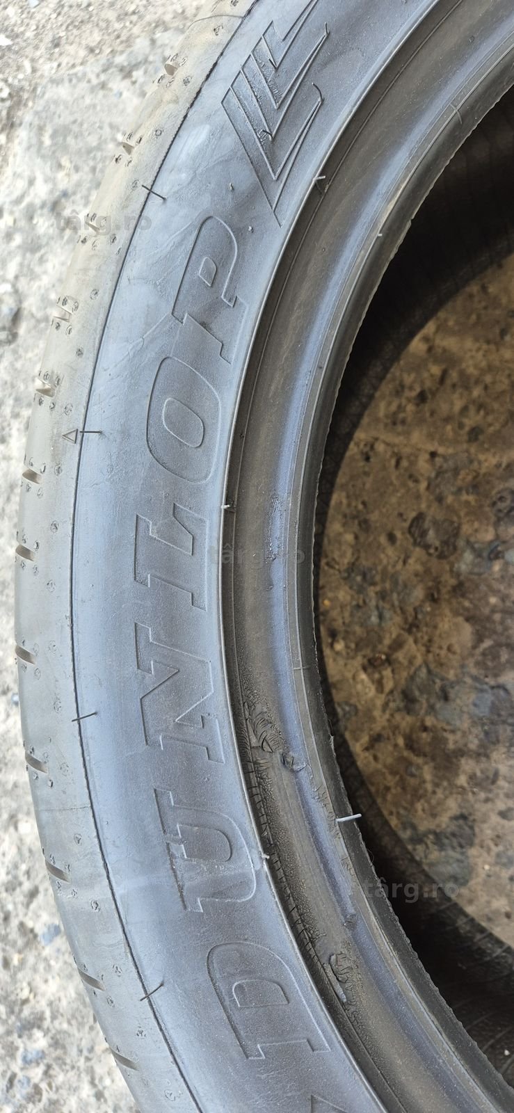 4 anvelope vara ca noi,fata Michelin 255/45/20,spate Dunlop 285/40/20.Pretul este pe bucata 6
