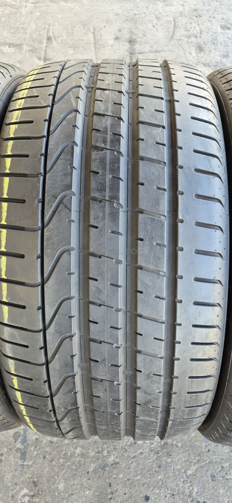 4 anvelope vara ca noi Pirelli 295/35/21Pretul este pe bucata. 3