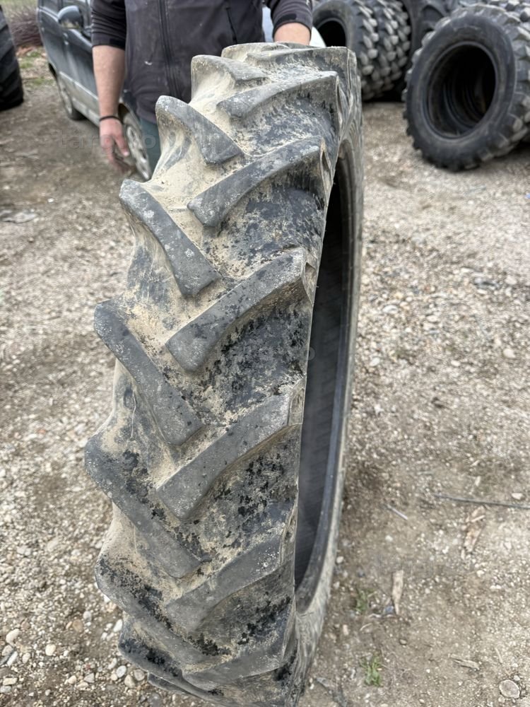 8,3r32 tractor bkt