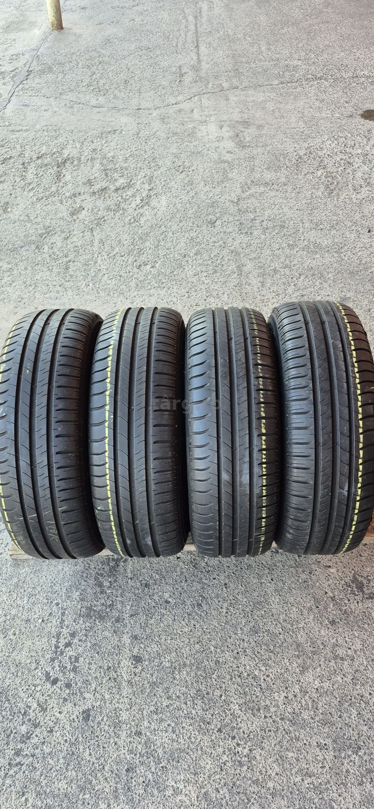 4 anvelope vara ca noi Michelin 215/65/15,dot 2023.Pretul este pe bucata.