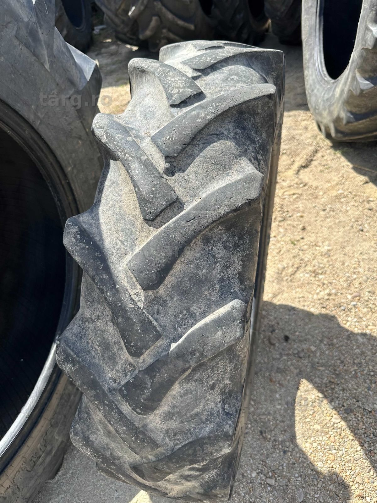 11.2   R24   BKT