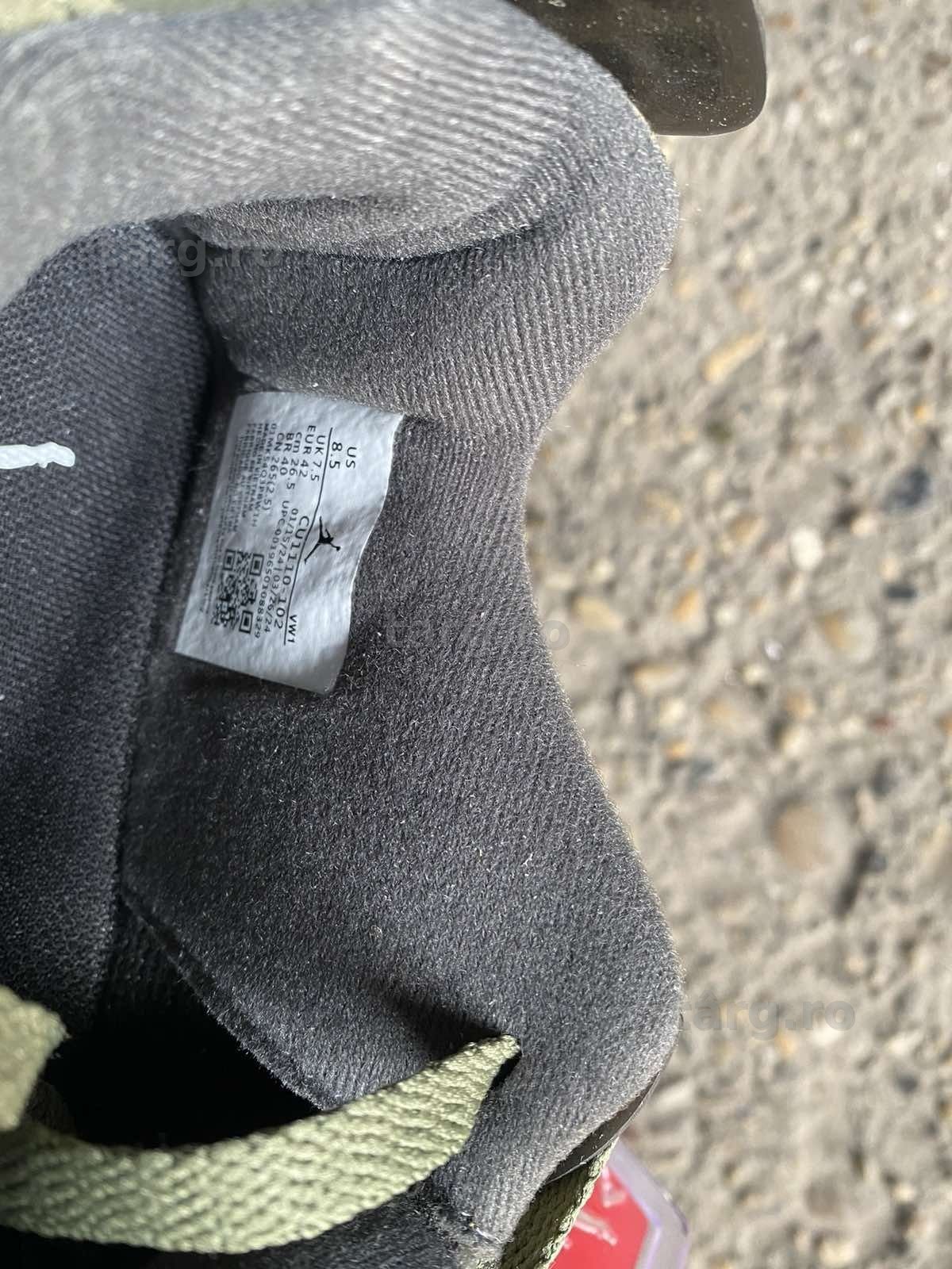 Jordan 4 retro olive 7