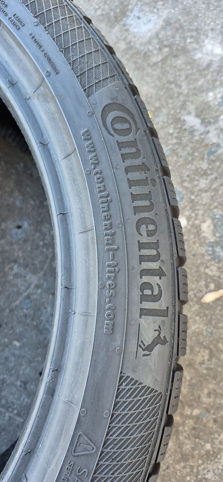 4 anvelope iarna Continental,fata 235/40/18,spate 265/35/18.Pret/buc. 4