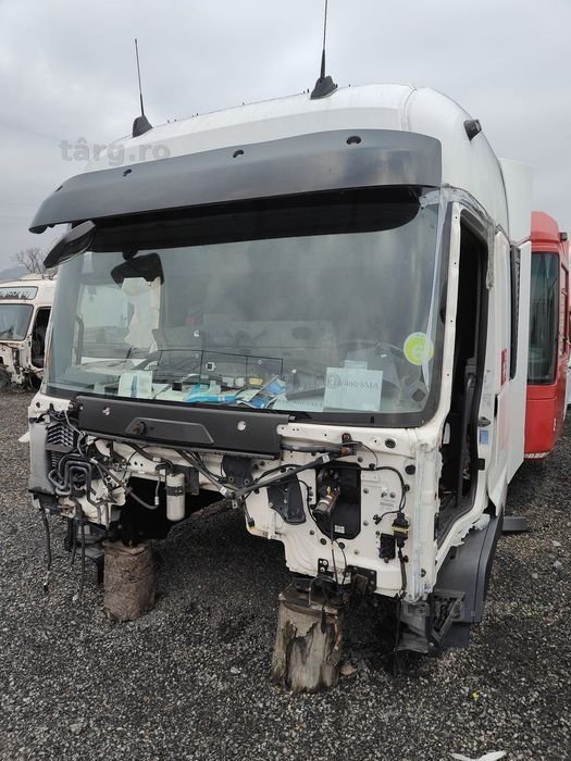 Cabina Renault T Range E6