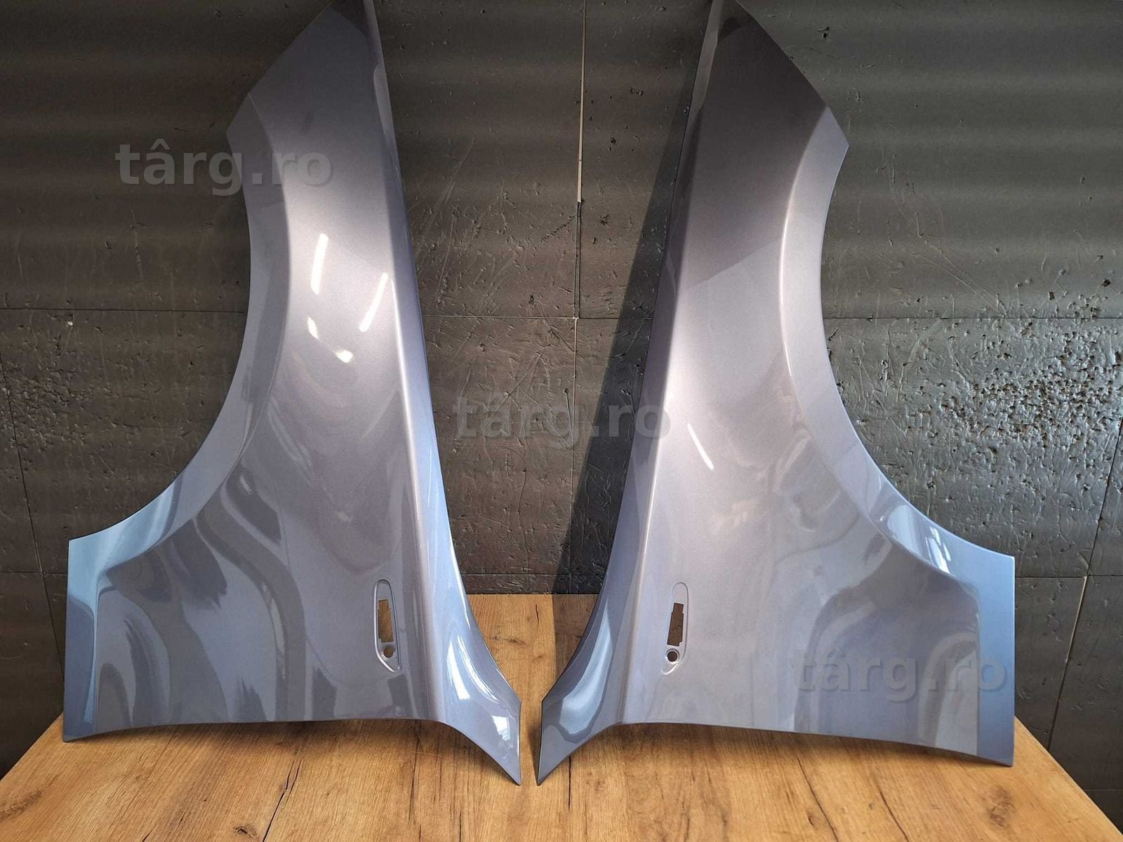 Aripa Fata Dreapta & Stanga BMW E81 E87 An 2003-2010 (A18 (Gri))