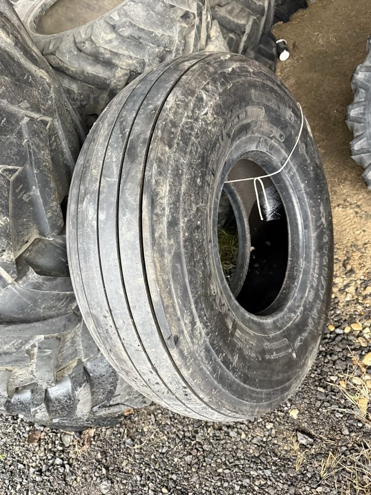 12,5-16 goodyear remorca 2