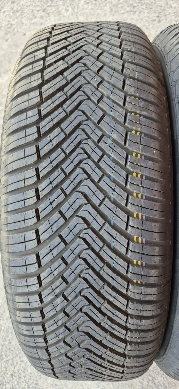 4 anvelope M+S noi Continental 215/60/18,dot 2025.Pretul este pe bucata. 3