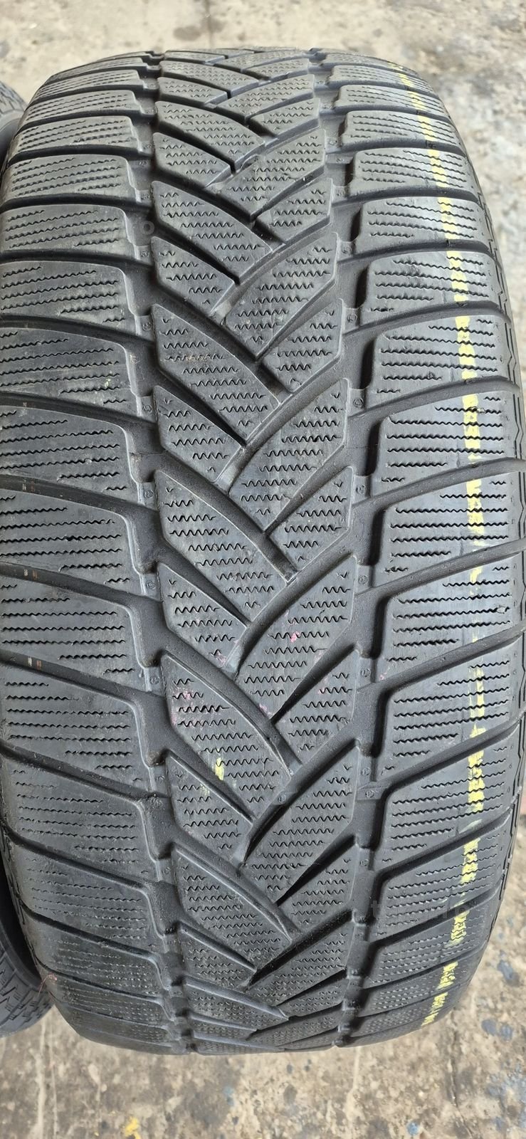 2 anvelope iarna Dunlop 275/55/19,dot 2022.Pretul este pe bucata. 2