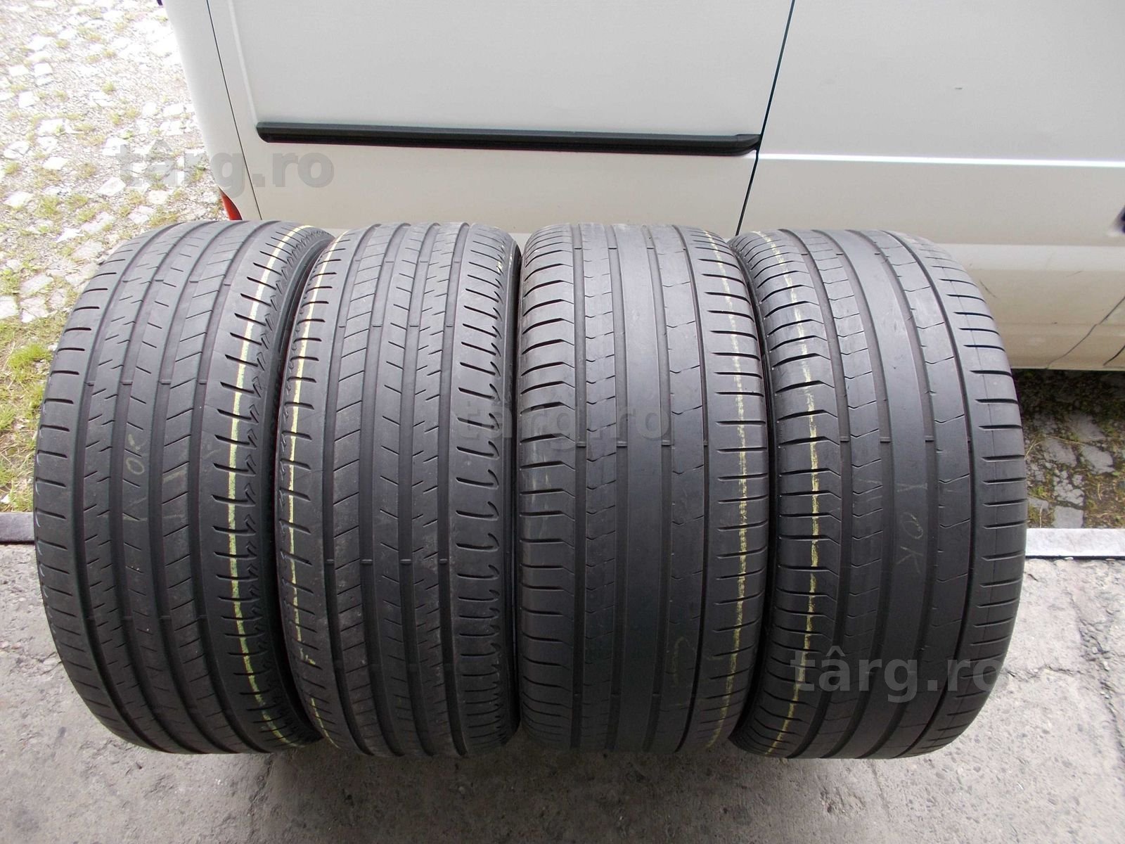 Set anvelope vara Runflat 245 40 21 cu 275 35 21 Bridgestone +Pirelli