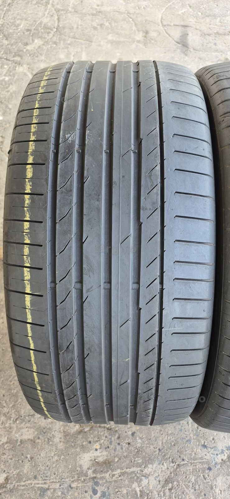 2 anvelope vara Continental 295/40/21,dot 2020.Pretul este pe bucata. 2