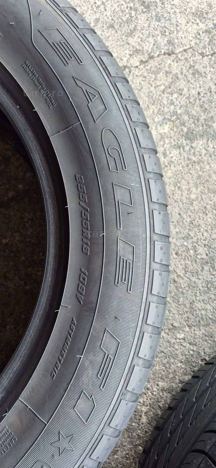 4 anvelope vara runflat Goodyear 255/55/18.Pretul este pe bucata. 5