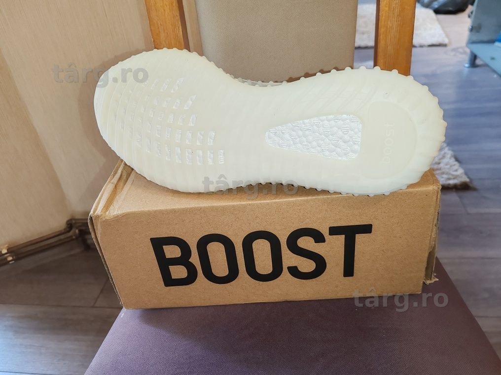 Adidas yeezy boost 350 v2 zebra 4