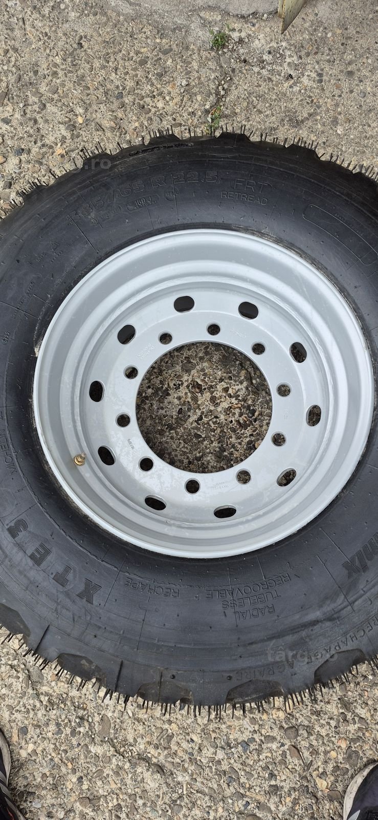 4 anvelope M+S remix noi, Michelin 385/65/22,5,dot 2022-2024,echipate cu jante.Pretul este pe bucata 4