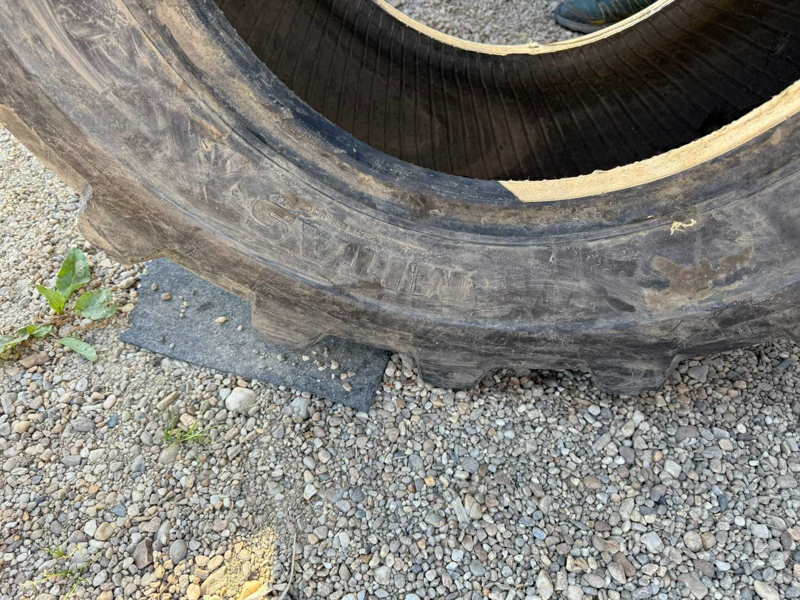 Anvelopa 405/70 R20 3