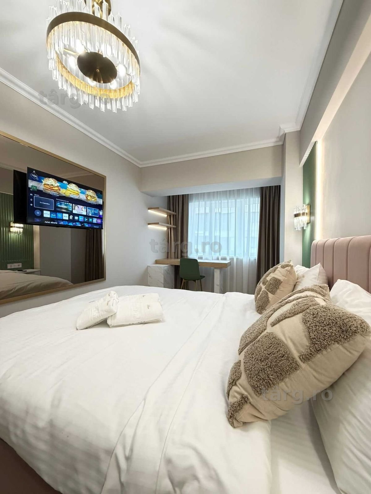 LUX LUX ! Glam Apartments Regim Hotelier Centru Palas Mall Palas Campus Aeroport EV-PC