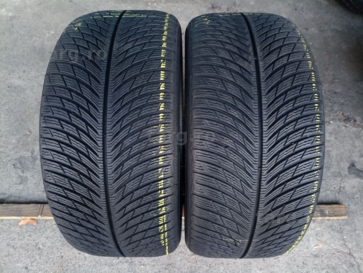 2 anvelope de iarna ca si noi Michelin 265/40 R19 dot 0523