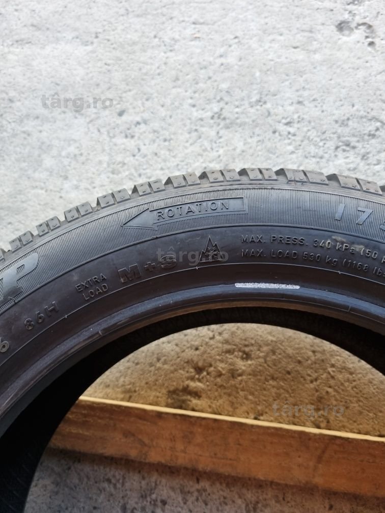 4 anvelope iarna ca si noi DUNLOP runflat 175/60/16 DOT 2019 PRET PER 4
