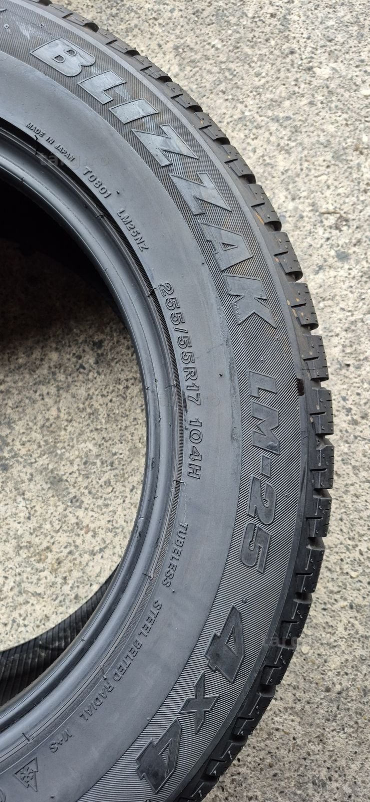 4 anvelope iarna Bridgestone 255/55/17.Pretul este pe bucata 5