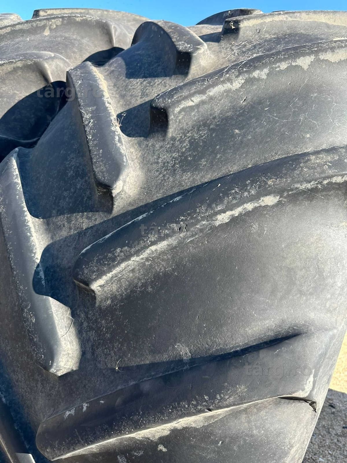 800/70  R38  Michelin 5