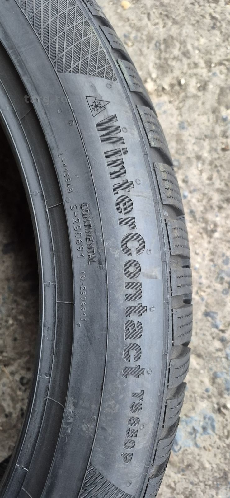 2 anvelope iarna ca si noi Continental 265/40/22,dot 2020.Pret pe buc. 4