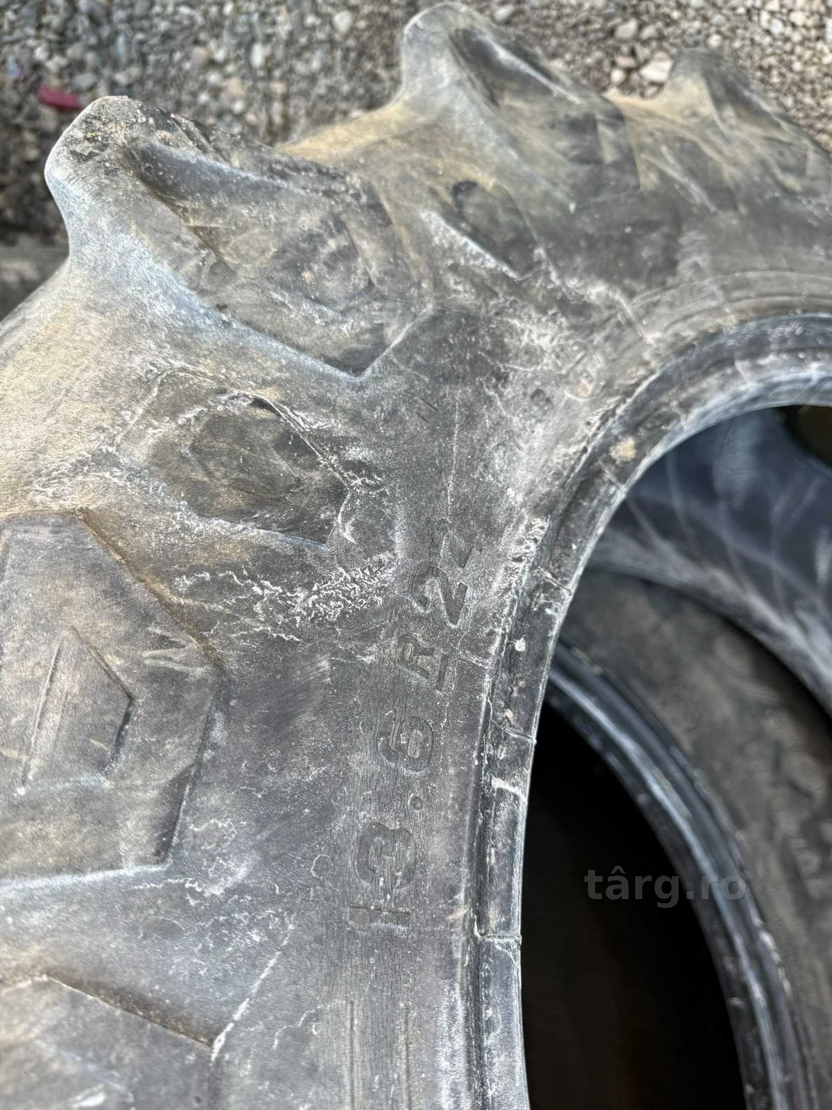 Cauciuc 13.6 R24 Pirelli 2